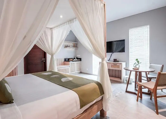 Daun Lebar ホテル 4*